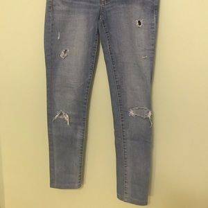 American eagle ripped jeans